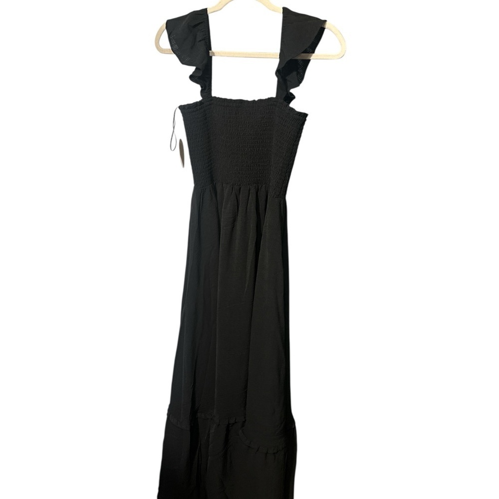 HILL Black Sleeveless Scoop Maxi dress
Sexy for a nice afternoon - Picture 3 of 5